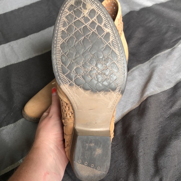 Circle G booties - Picture 2 of 6